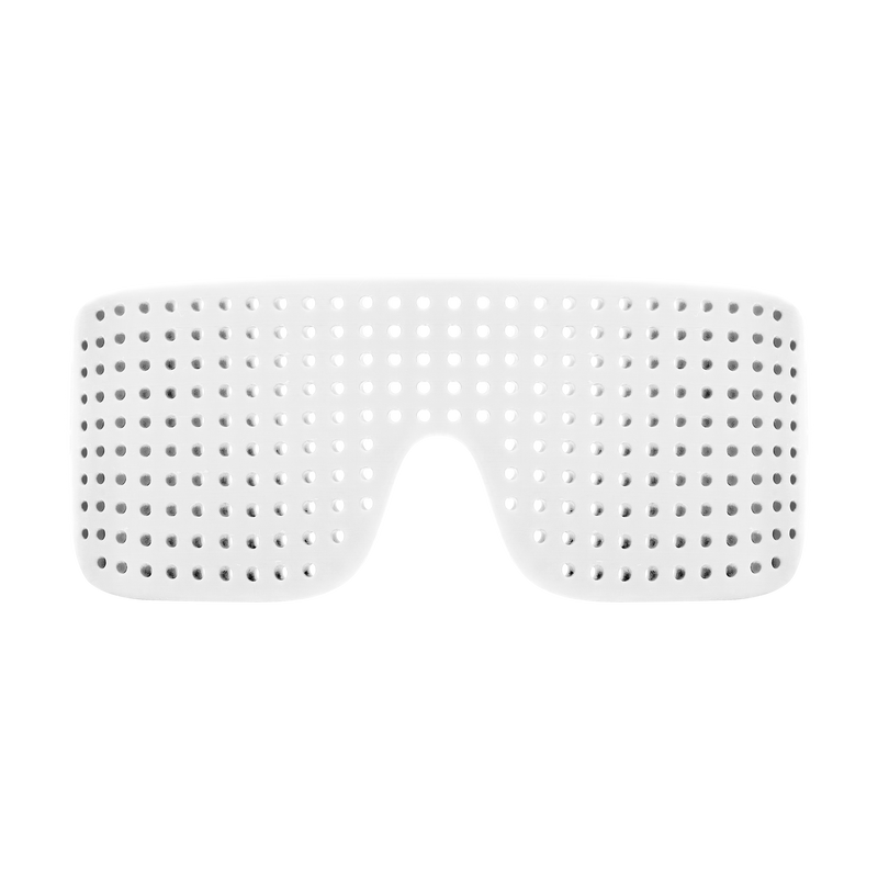 color:white